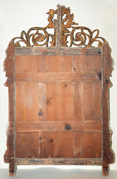 Antiker Wandspiegel, Poliment vergoldet, reich verzierte Bekrönung